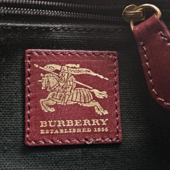 BURBERRY Classic Haymarket Check Brooklyn Hobo Shoulder Bag - Picture 5 of 7